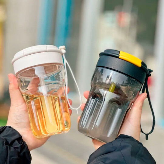 Copo Plástico Reutilizavel com Tampa e Alça 500ml - TOP1169