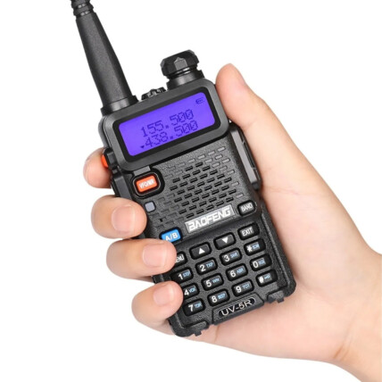 Radio Comunicador Walk Talk Dual Band com Display Digital Baofeng - UV-5R